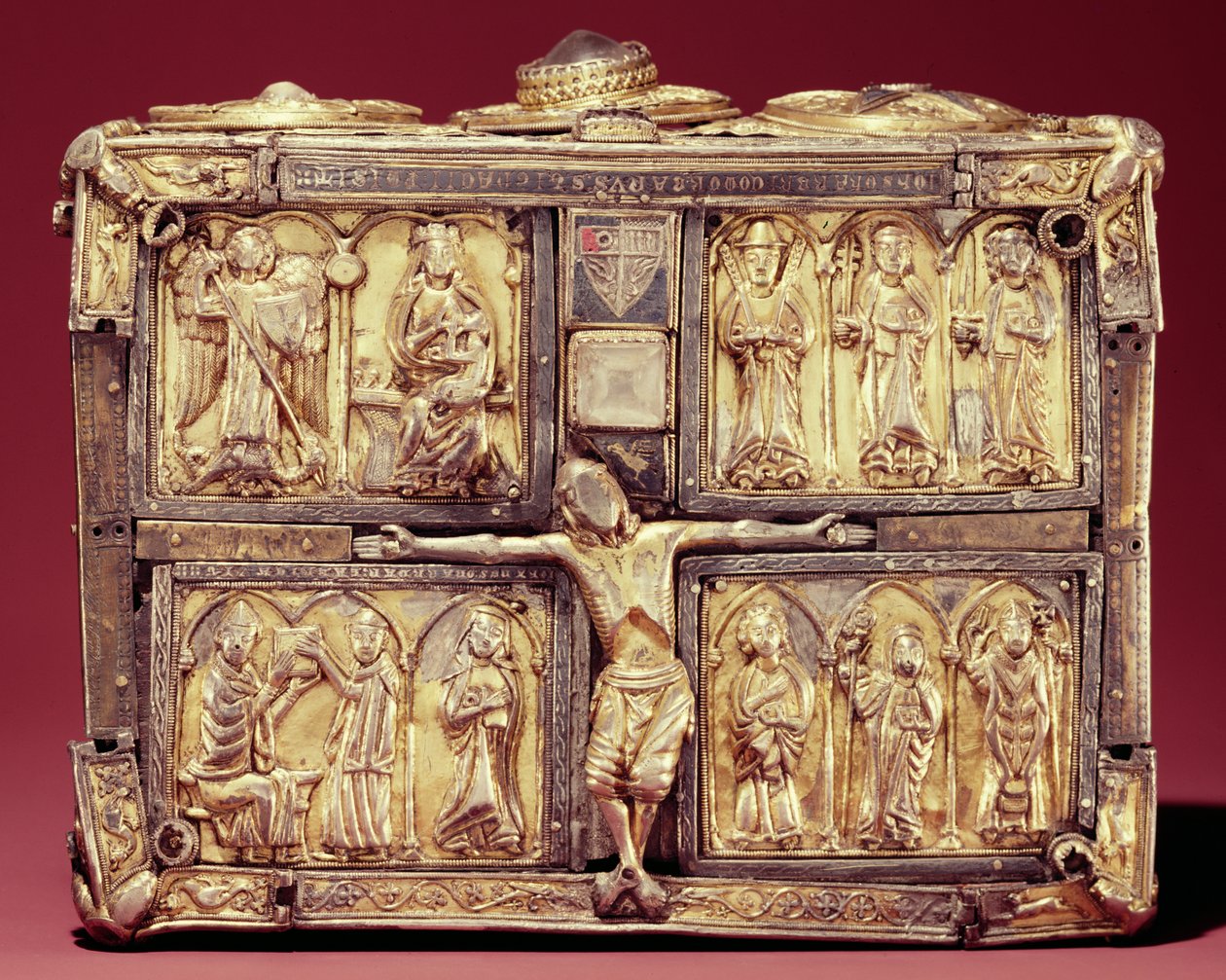 Parte superior del relicario del libro Domnach Airgid, Clones, Condado de Monaghan, siglo VIII, remodelado en c.1350 de Celtic