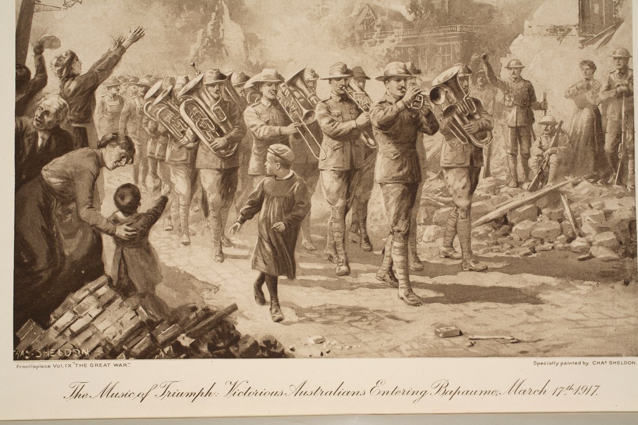 La Música del Triunfo: Australianos Victoriosos Entrando en Bapaume, 17 de Marzo de 1917, 1917-19 de Charles Mills Sheldon