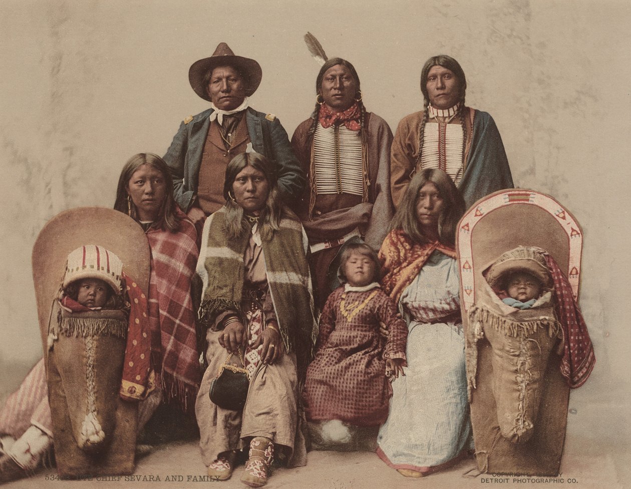 Jefe ute Severo y familia,c. 1885, publicado en 1899 (foto) de Charles A. Nast