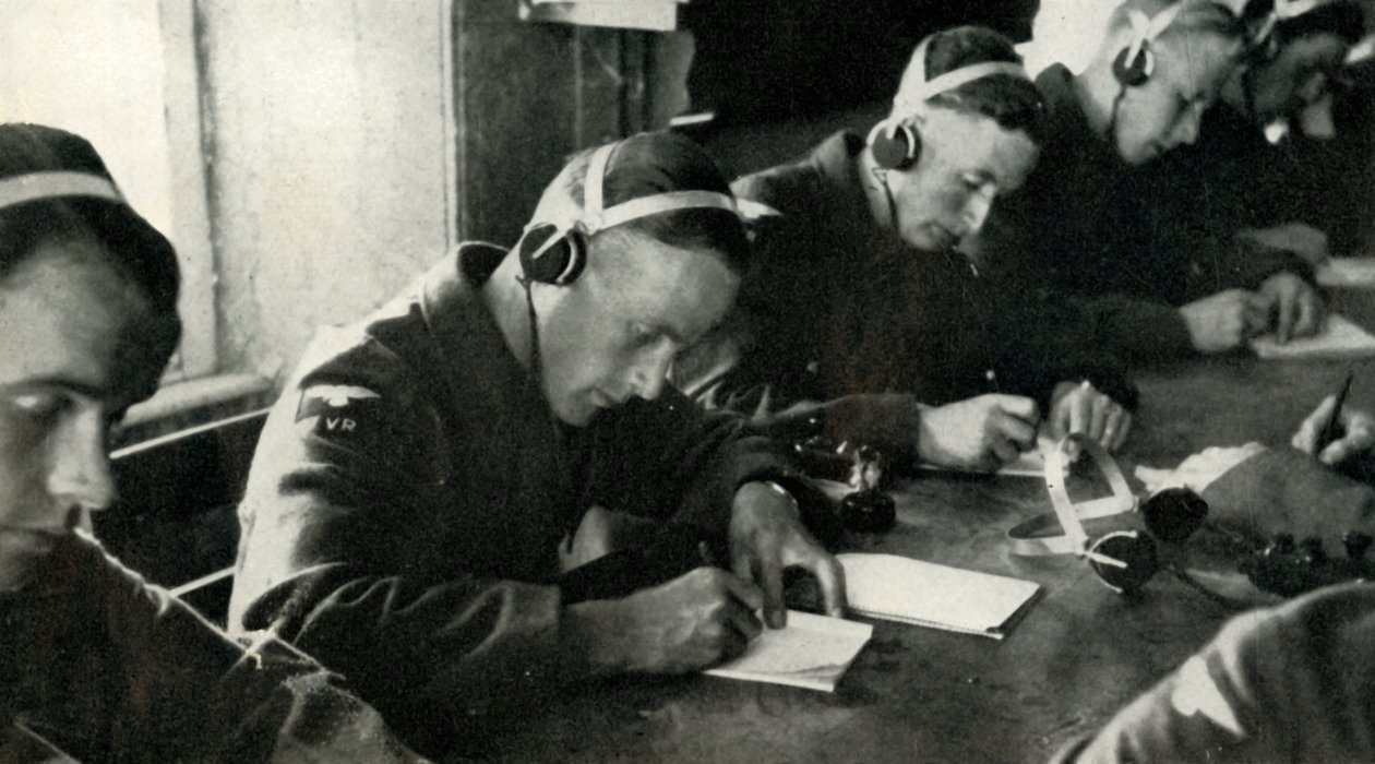 Entrenamiento en telecomunicaciones, 1941 de Charles Brown