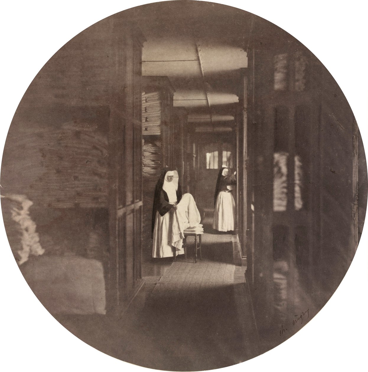 Asile Impérial de Vincennes: la sala de la ropa blanca, 1859 (foto) de Charles Nègre