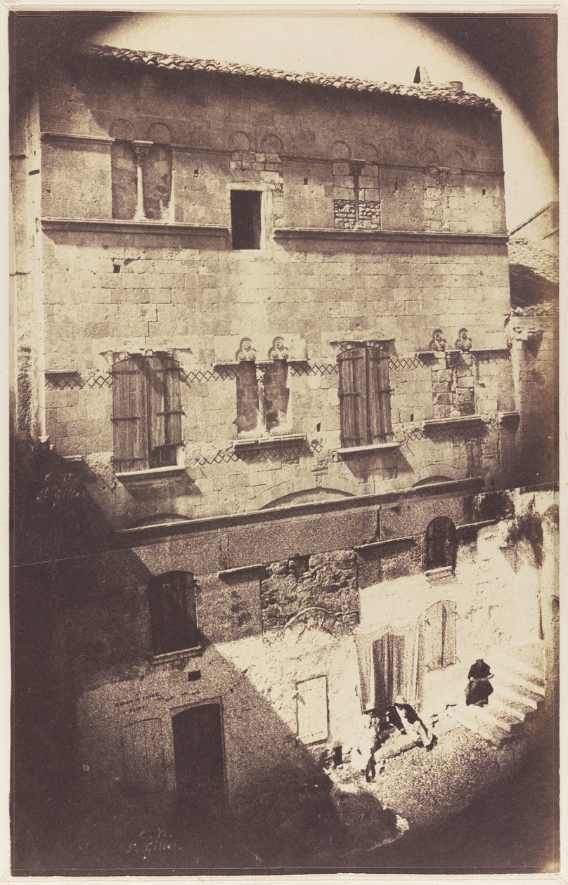 Fachada de una Casa Románica en Saint-Gilles du Gard de Charles Nègre