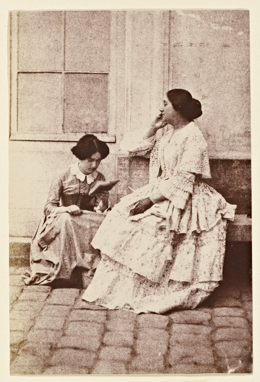 Mujeres en un patio de Charles Nègre