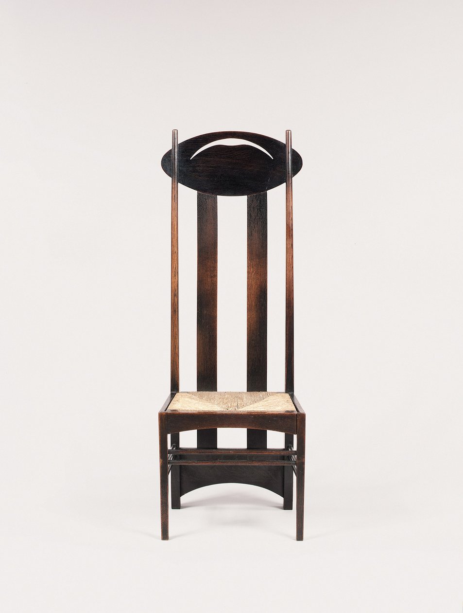 Silla de respaldo alto para las Salas de Té de Argyle Street, Glasgow de Charles Rennie Mackintosh