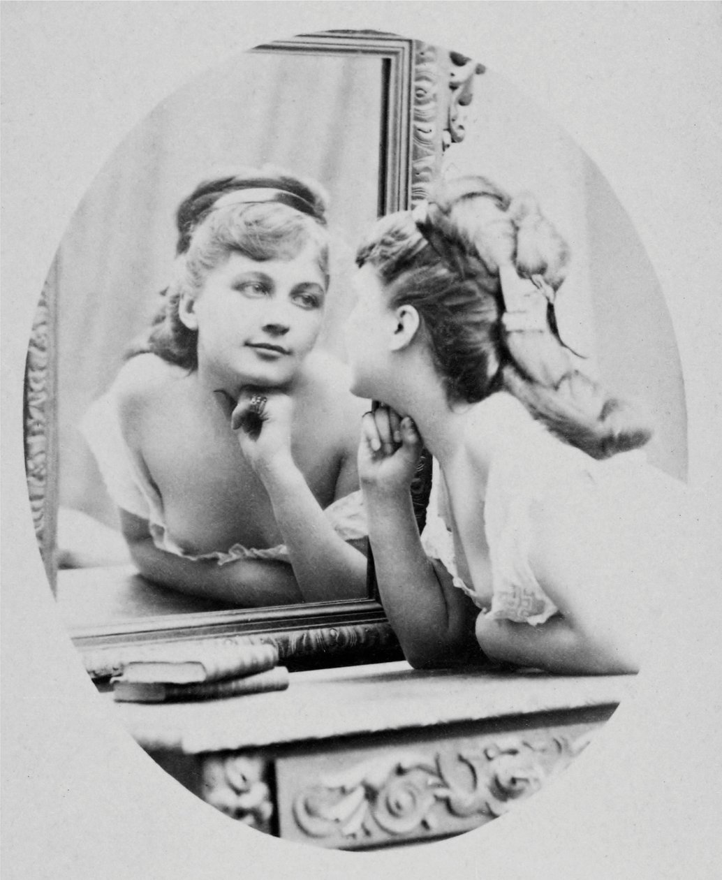 Retrato de la actriz Henriette Victoire Drouard (1851-1923). de Charles Reutlinger