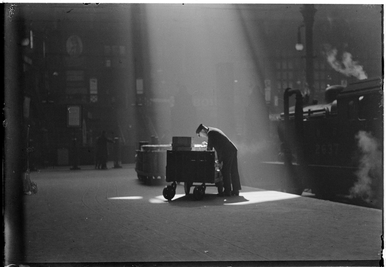 Estación de Liverpool Street, Liverpool Street, Ciudad de Londres, Autoridad del Gran Londres, c1932 de Charles William Prickett