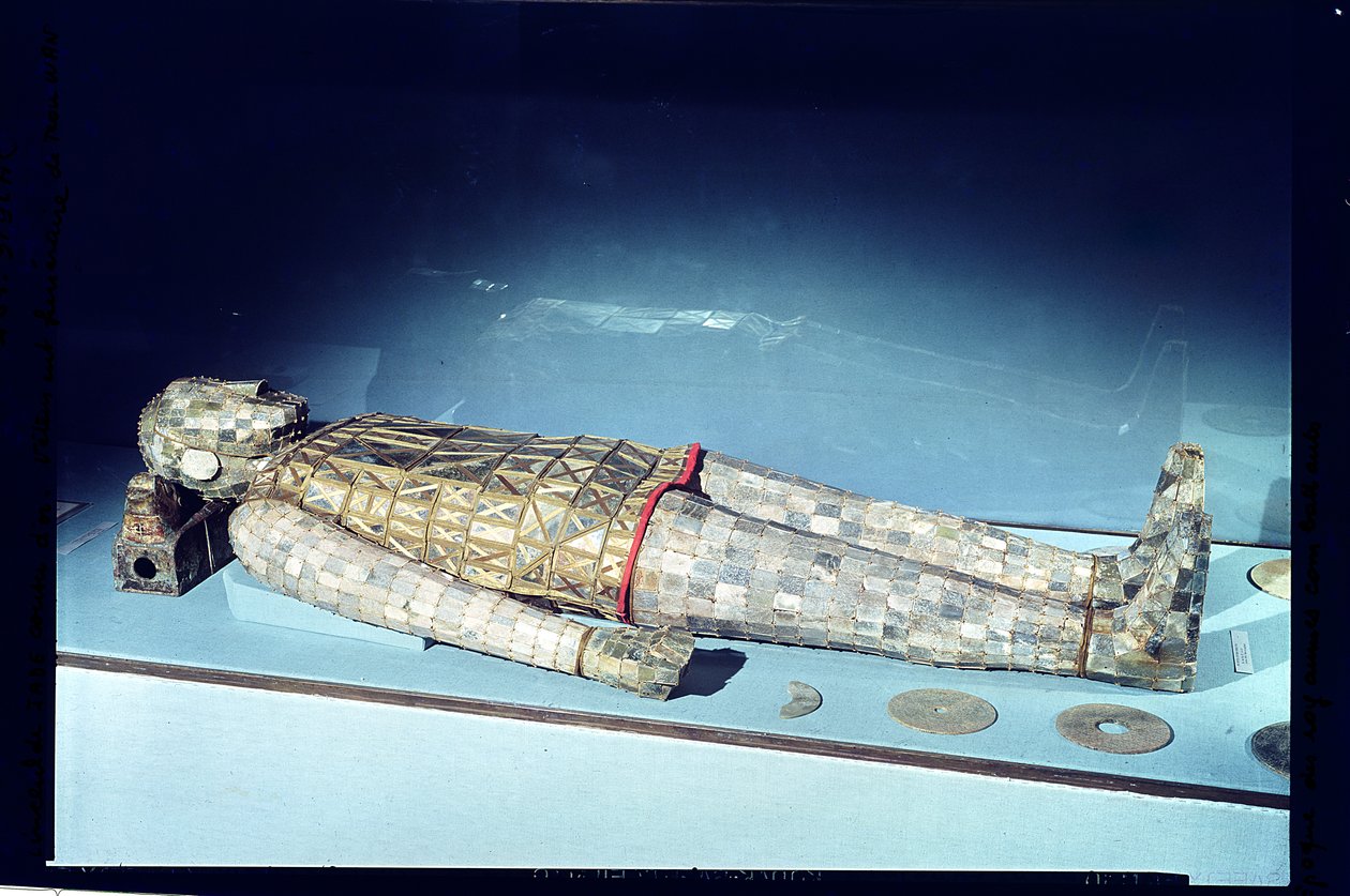 Traje funerario de jade, de la tumba de la Princesa Tou Wan, esposa de Liu Sheng (m. 113 a.C.) de Lingshang, Man-ch
