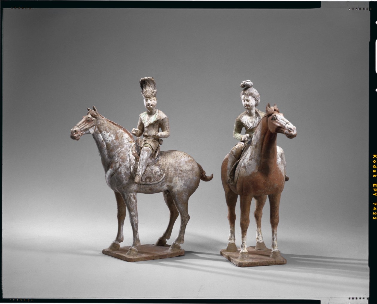 Dos figuras ecuestres, dinastía Tang de Chinese School