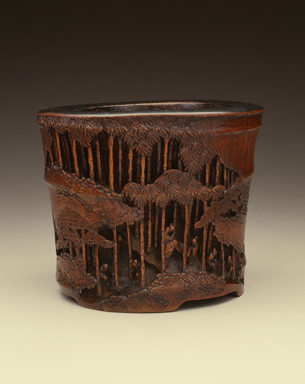 Gran maceta para pinceles con los Siete Sabios del Bosque de Bambú en sus actividades literarias dentro de un bosque de bambú, período Kang-hsi (1662-1722), dinastía Ching de Chinese School Chinese School