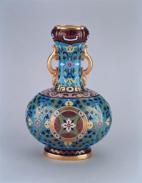 Jarrón ficticio decorado en imitación de cloisonné, Minton & Co, c.1870 de Christopher Dresser