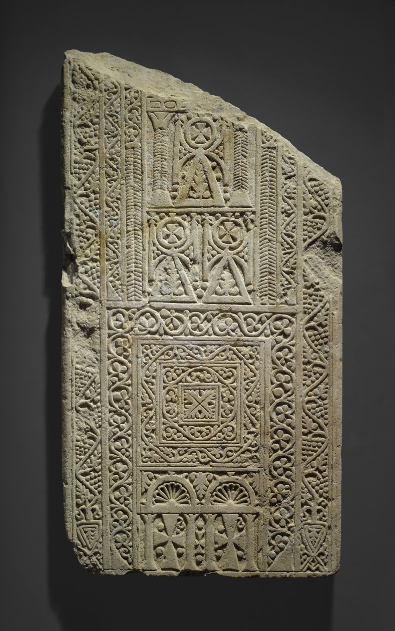Estela fragmentaria, posiblemente encontrada en Esna, siglo VII-VIII de Coptic Coptic