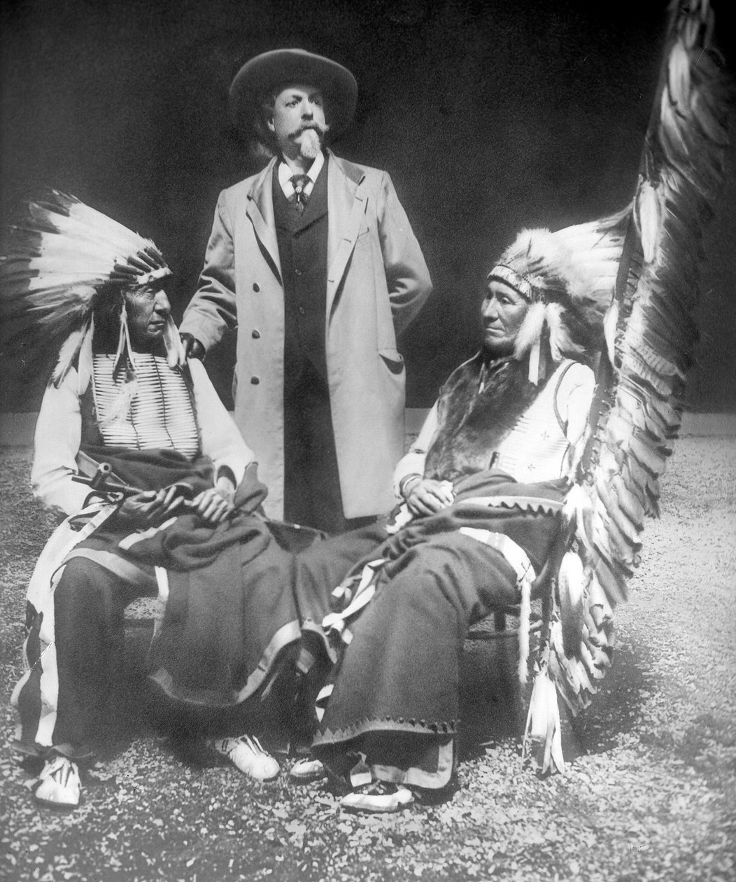 William F. Cody con Nube Roja y Caballo Americano de David Frances Barry