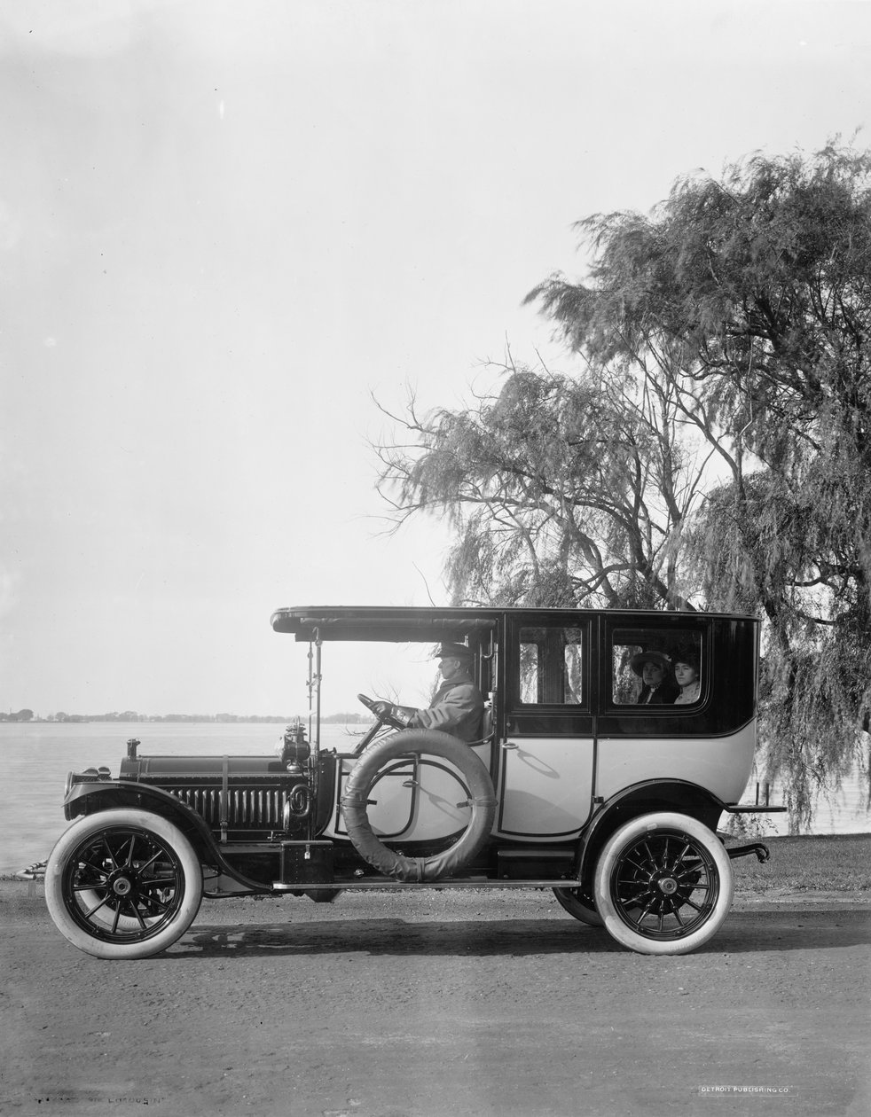 Packard Limusina 1912 de Detroit Publishing Co.