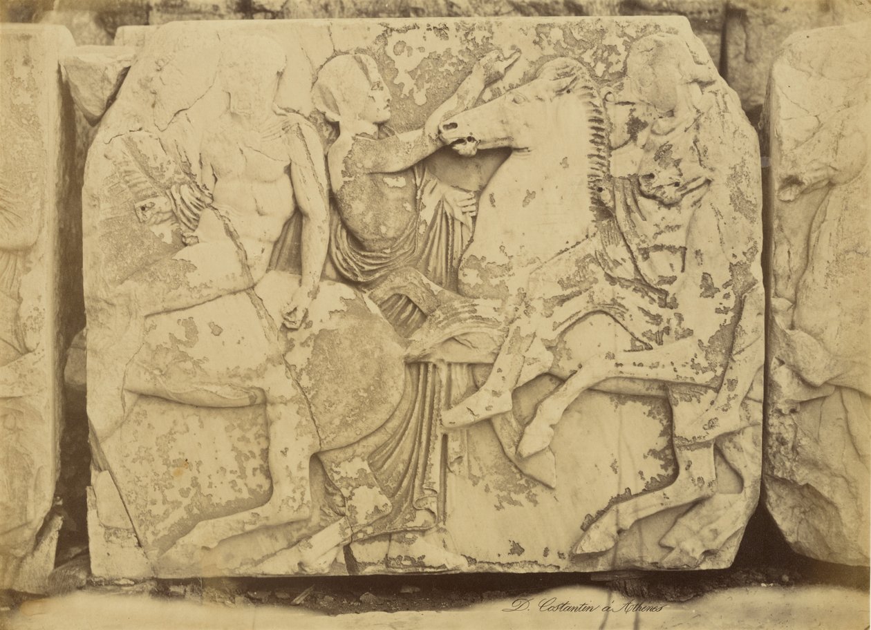 [Atenas - fragmento escultórico, friso del Partenón] de Dimitrios Constantin