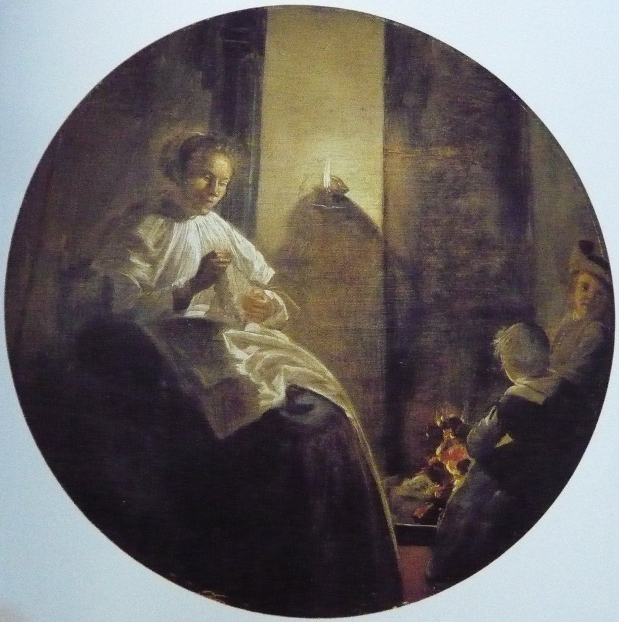 Una mujer cosiendo a la luz de las velas de Dirck Hals
