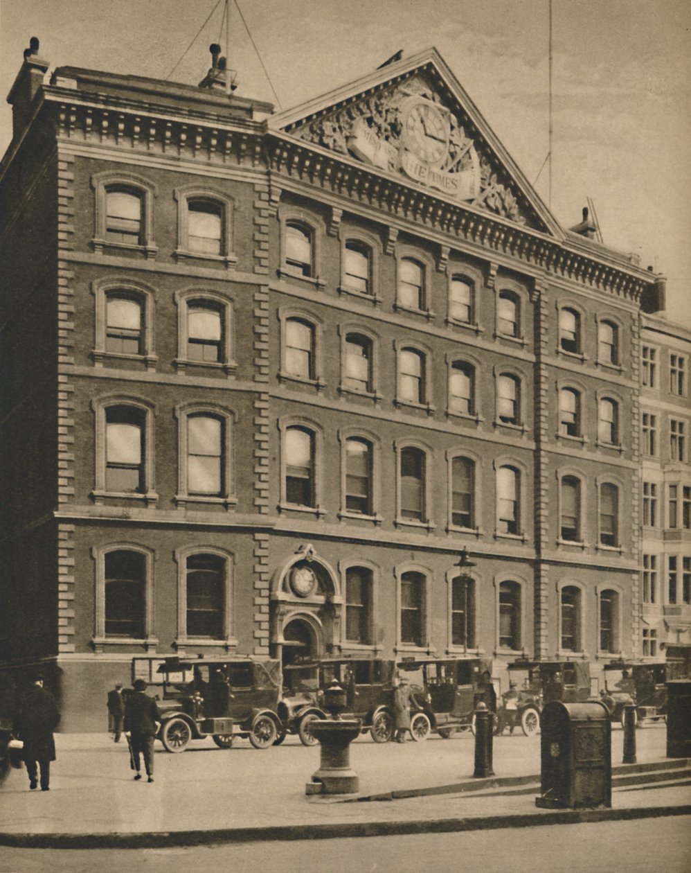 Oficinas de The Times en Queen Victoria Street cerca de un sitio histórico, c1935 de Donald McLeish