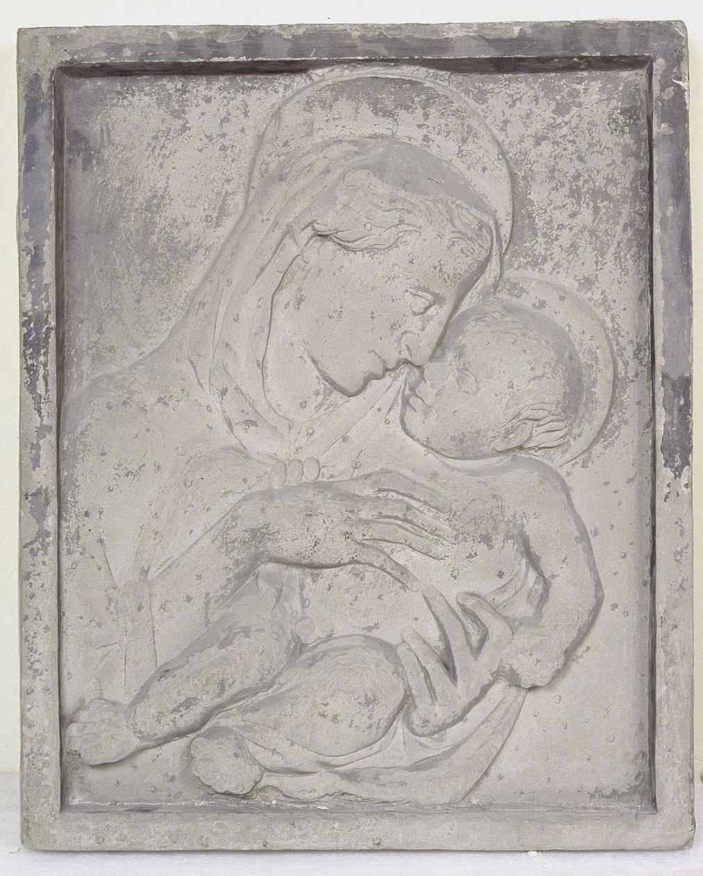 Madonna y el Niño de Donatello