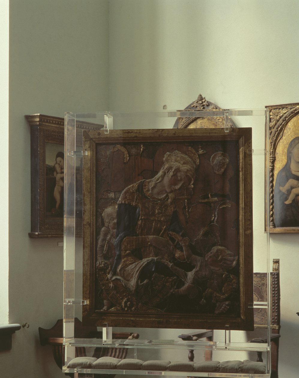 Madonna y Niño de Donatello