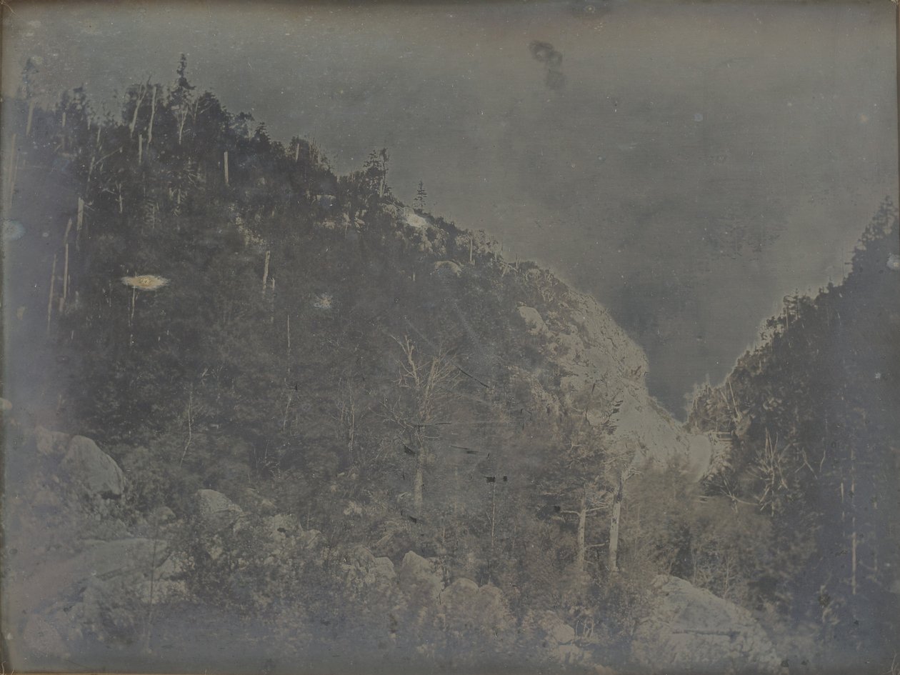 Vista del interior de Crawford Notch, Nuevo Hampshire de Dr. Samuel A. Bemis