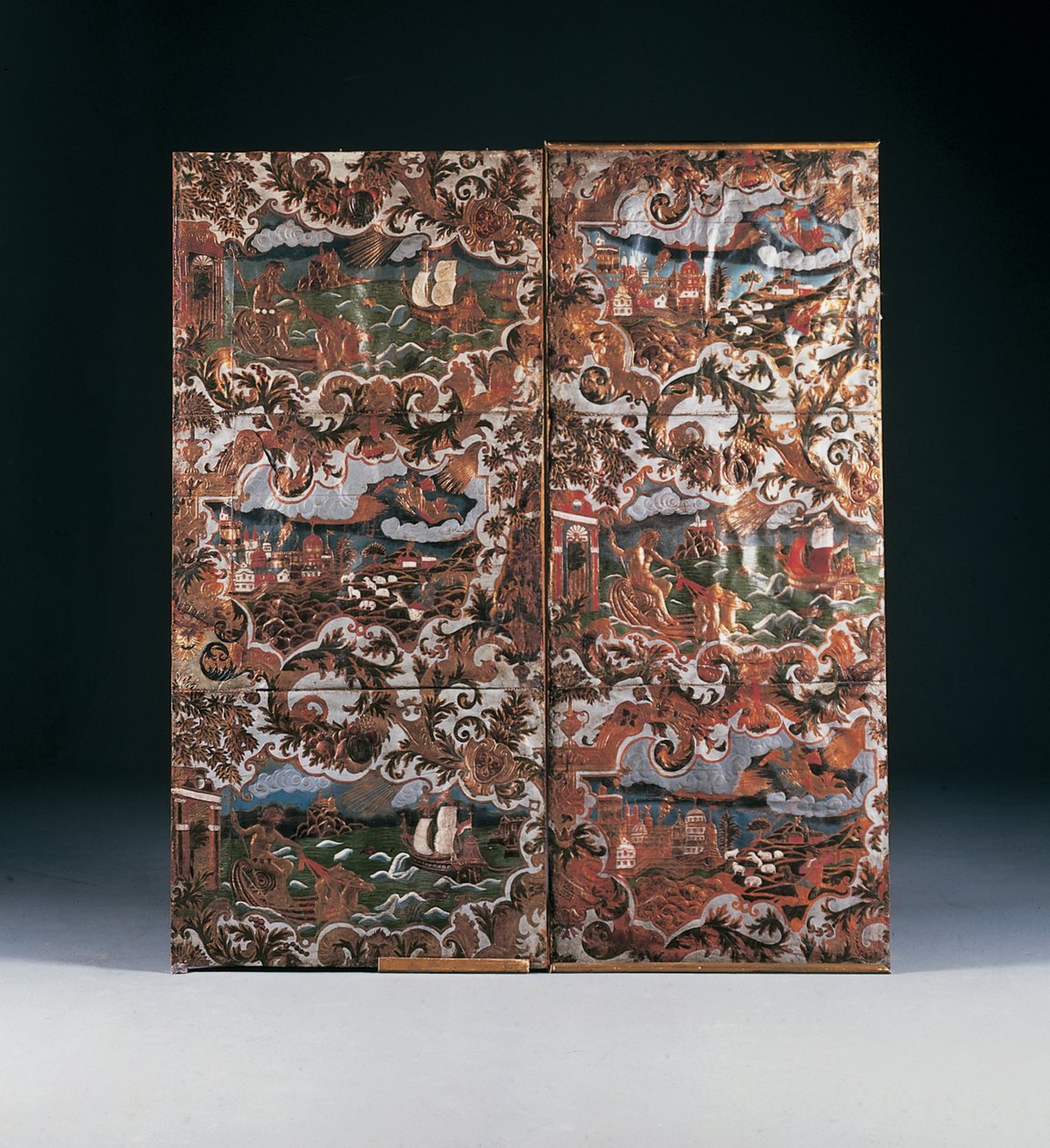 Paneles decorados en relieve y policromados, finales del siglo XVII de Dutch School