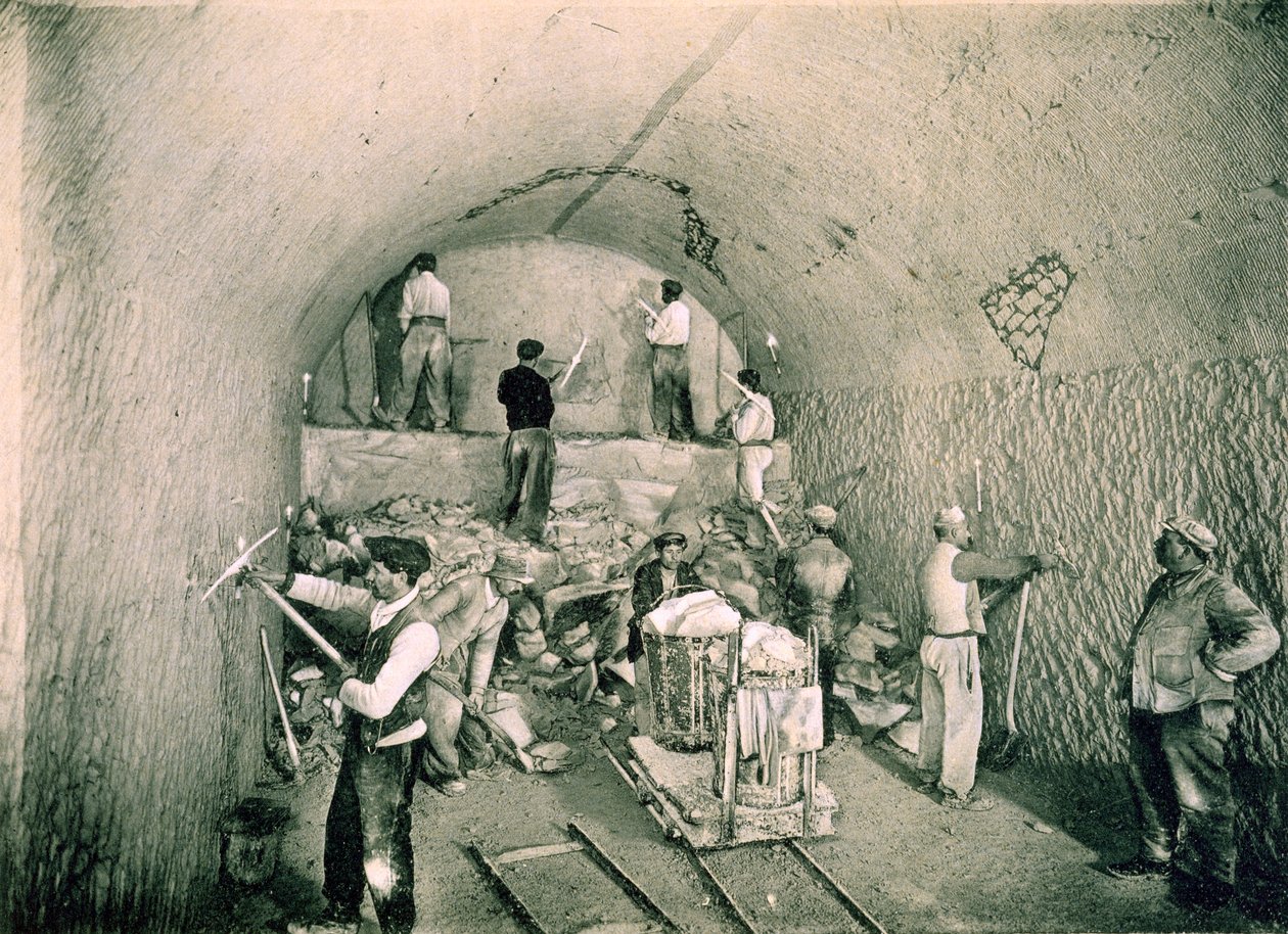 Perforando una bodega, de 