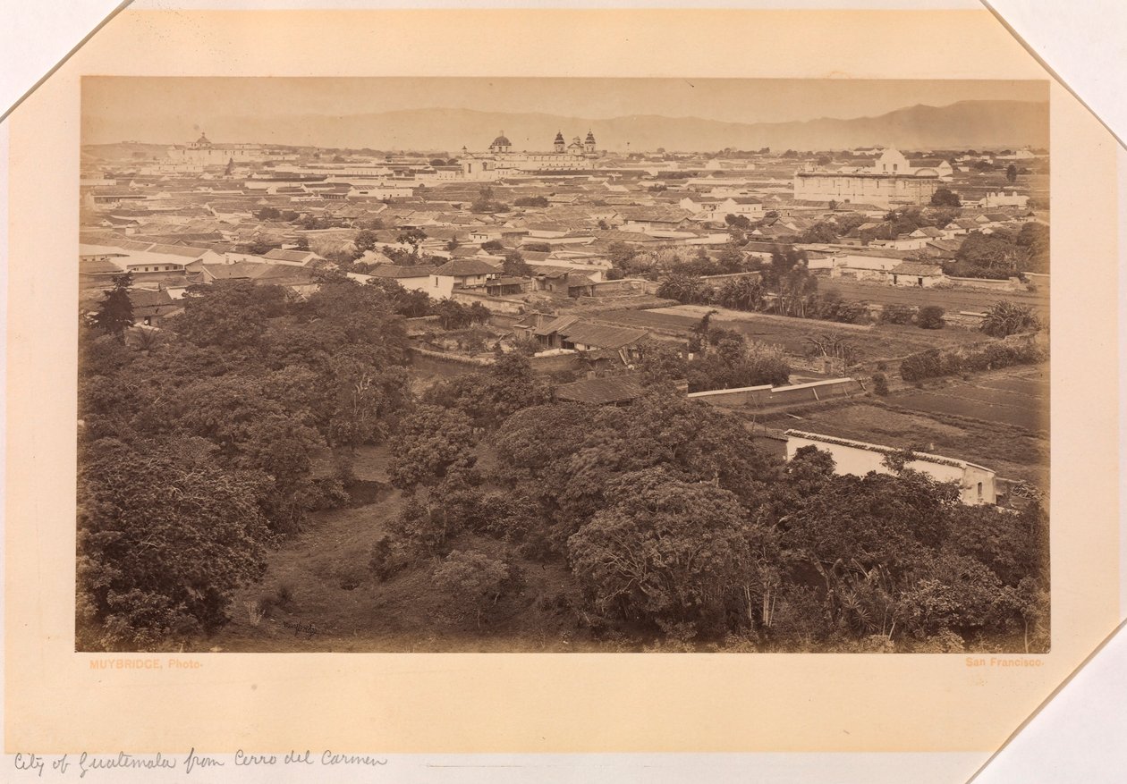 Ciudad de Guatemala desde el Cerro del Carmen, Guatemala de Eadweard Muybridge