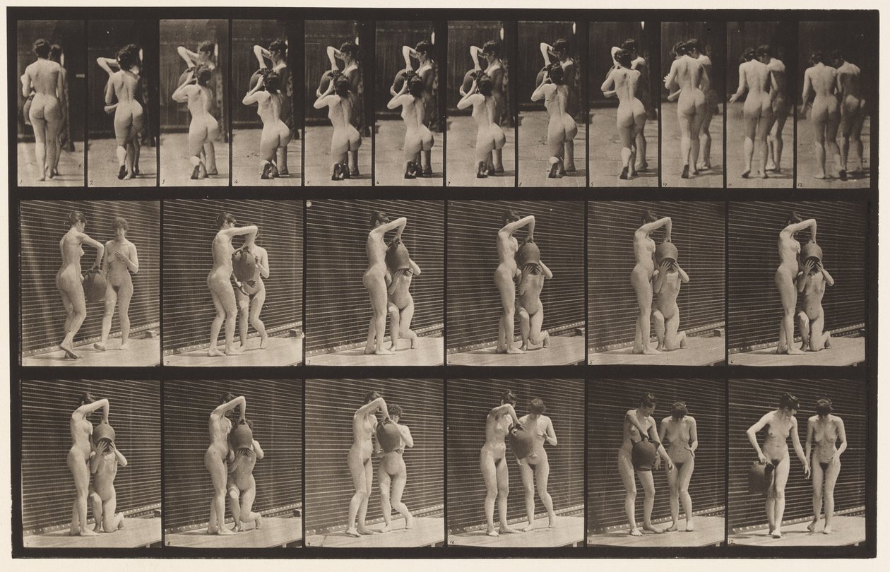 Placa 453. Dos Modelos; 8 Se Arrodilla, Bebe de una Jarra de Agua en las Manos de Eadweard Muybridge