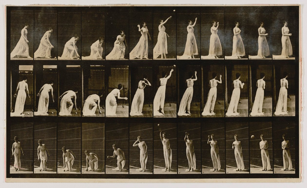 Mujer cogiendo una pelota y lanzándola, del libro Animal Locomotion de Eadweard Muybridge