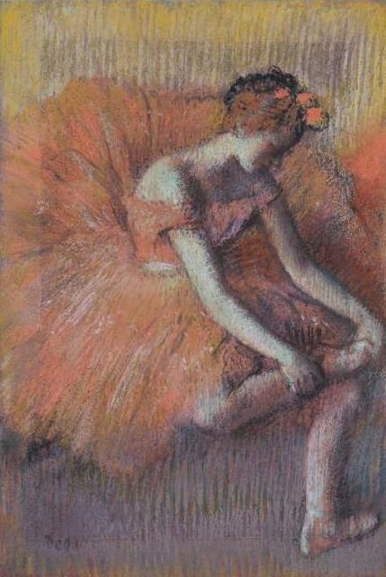 Bailarina ajustando su sandalia de Edgar Degas