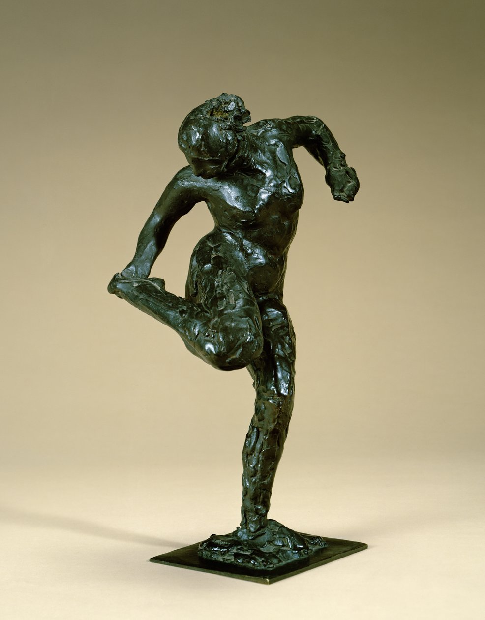 Bailarina sosteniendo su pie, c.1900-10 de Edgar Degas