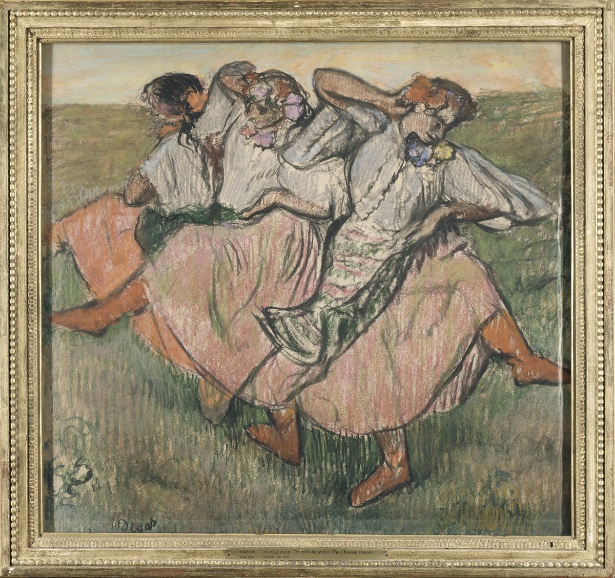 Tres bailarinas con trajes típicos ucranianos de Edgar Degas