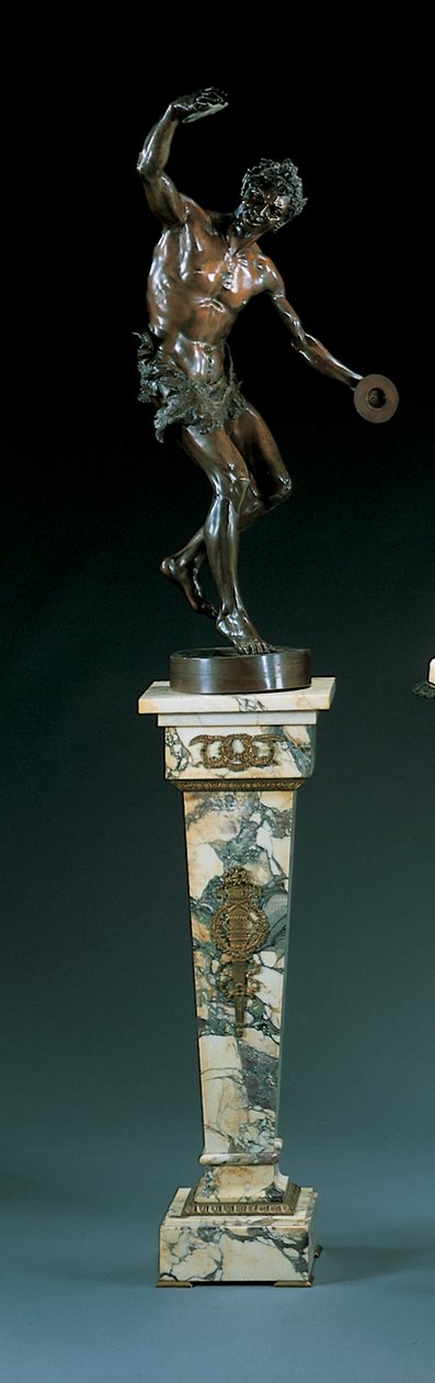 Moldeado después de un modelo de Goldscheider, modelado como un sátiro danzante tocando los platillos de Edmund Klotz