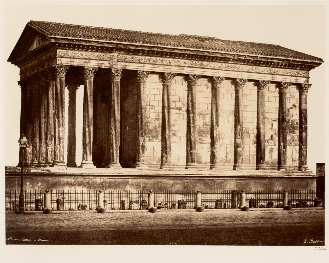 Maison Carrée en Nîmes de Édouard Baldus