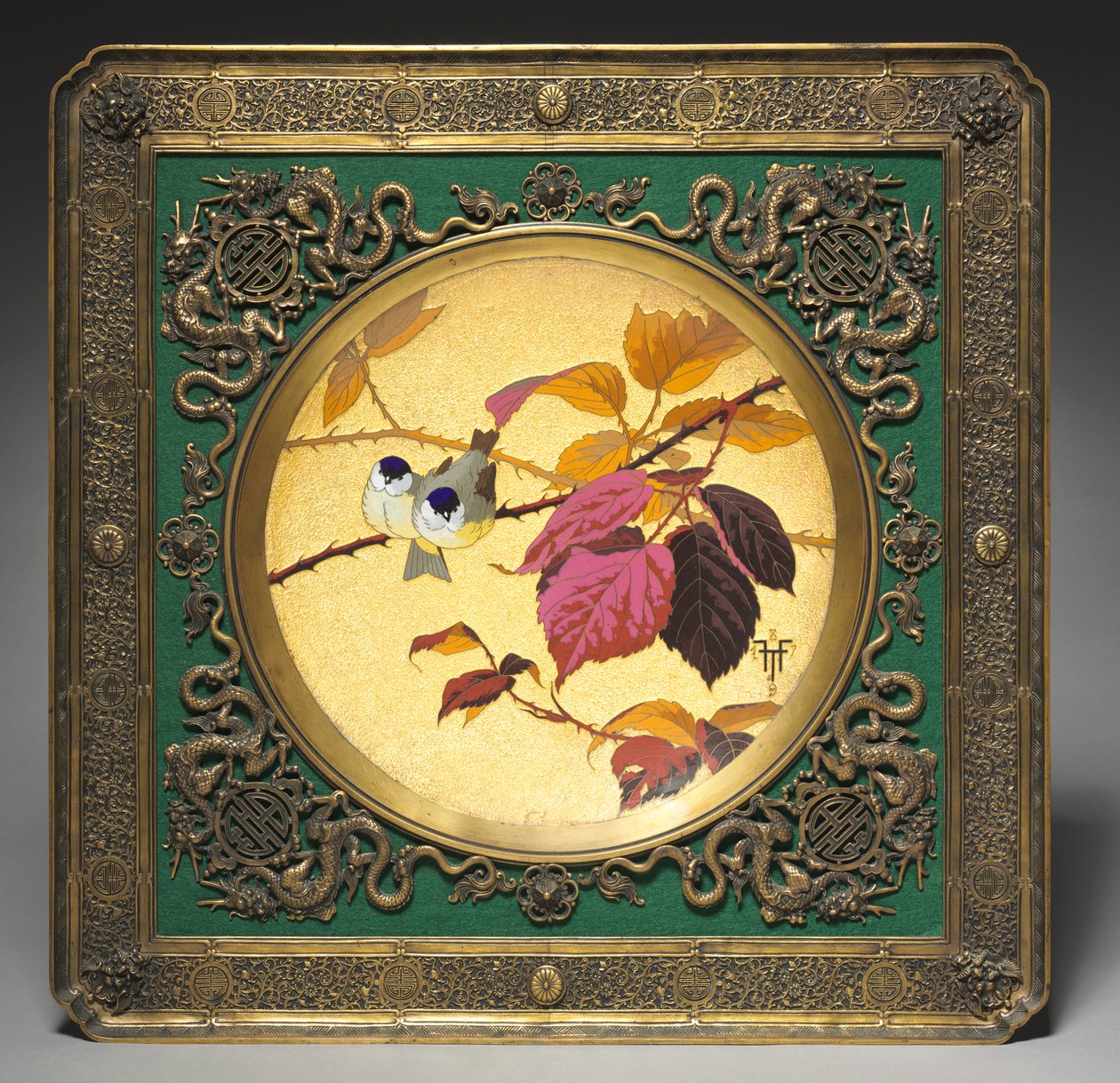 Wall Charger Depicting Two Birds de Edouard Lievre