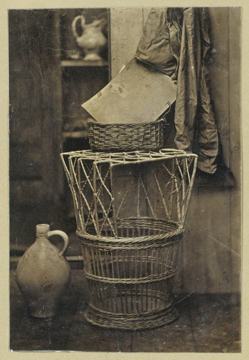 Bodegón con cesta, jarra, jarro y cartera de Eduard Isaac Asser