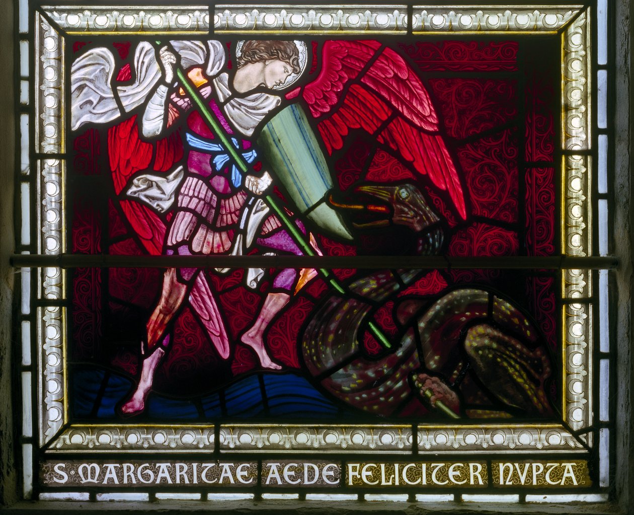 Rottingdean, St Margaret, Morris & Co., Edward Burne-Jones, San Miguel matando al dragón, 1893 de Edward Burne Jones