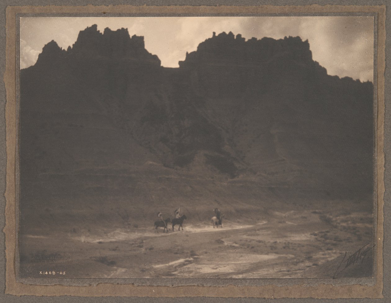 A la sombra del acantilado de Edward S. Curtis