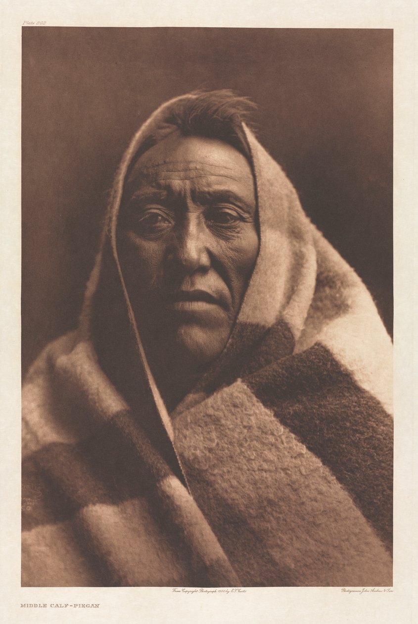 Portfolio VI, Plate 202: Middle Calf - Piegan de Edward S. Curtis