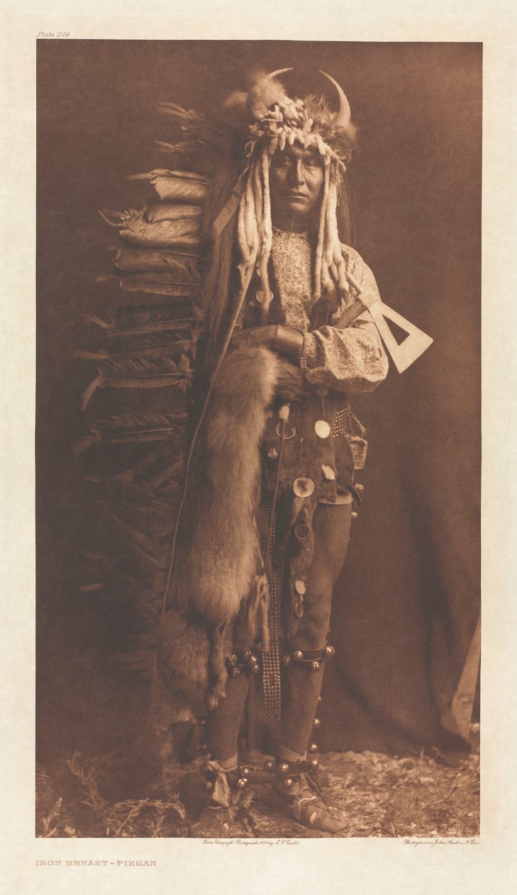 Portfolio VI, Plate 206: Iron Breast - Piegan de Edward S. Curtis