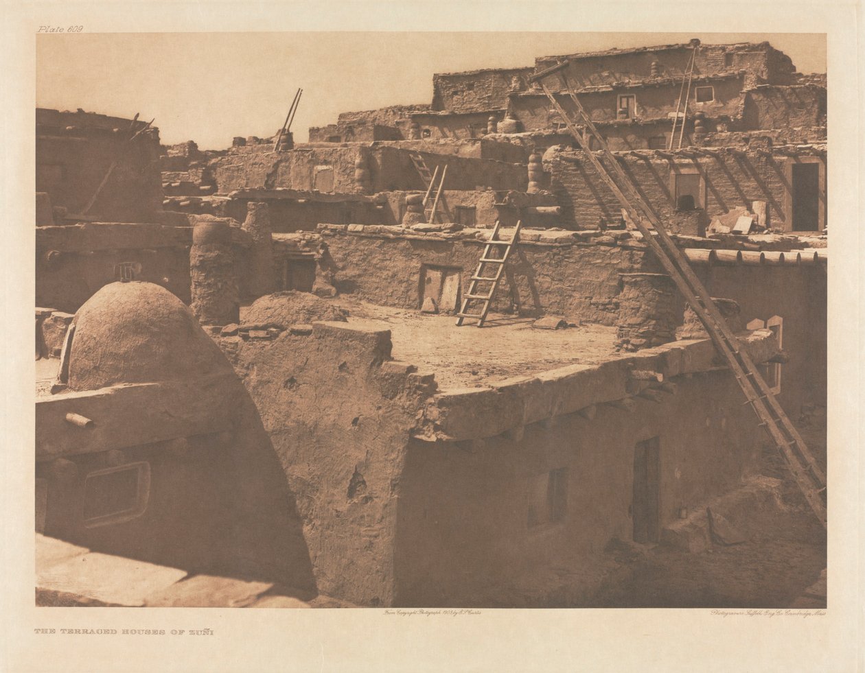 Cartera XVII, Lámina 609: Las casas adosadas de Zuñi de Edward S. Curtis