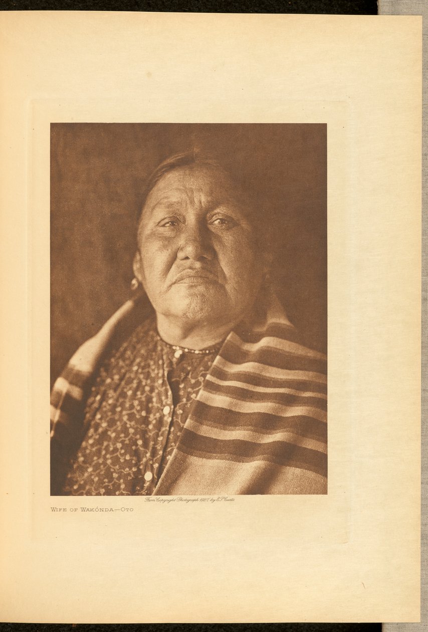 Esposa de Wakónda - Oto de Edward S. Curtis