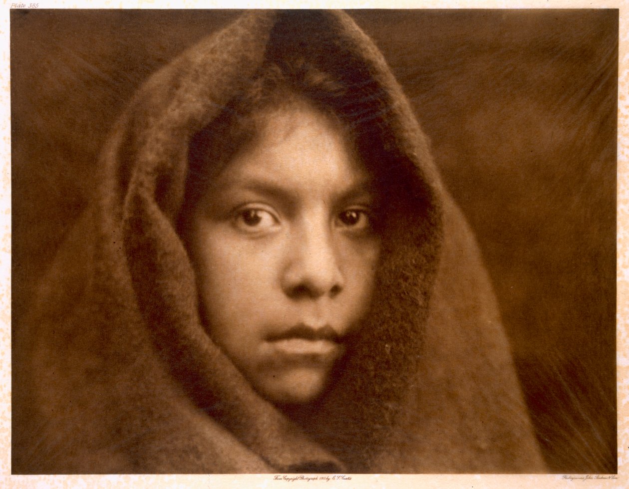 Una doncella Makah de Edward Sheriff (after) Curtis