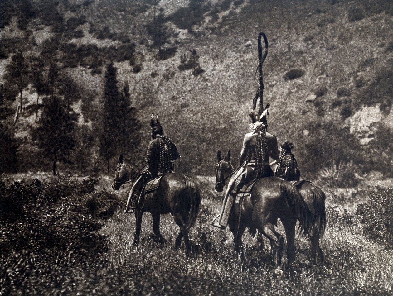 Indios de América de la tribu Apsaroke en el cañón negro, Estados Unidos de Edward Sheriff Curtis