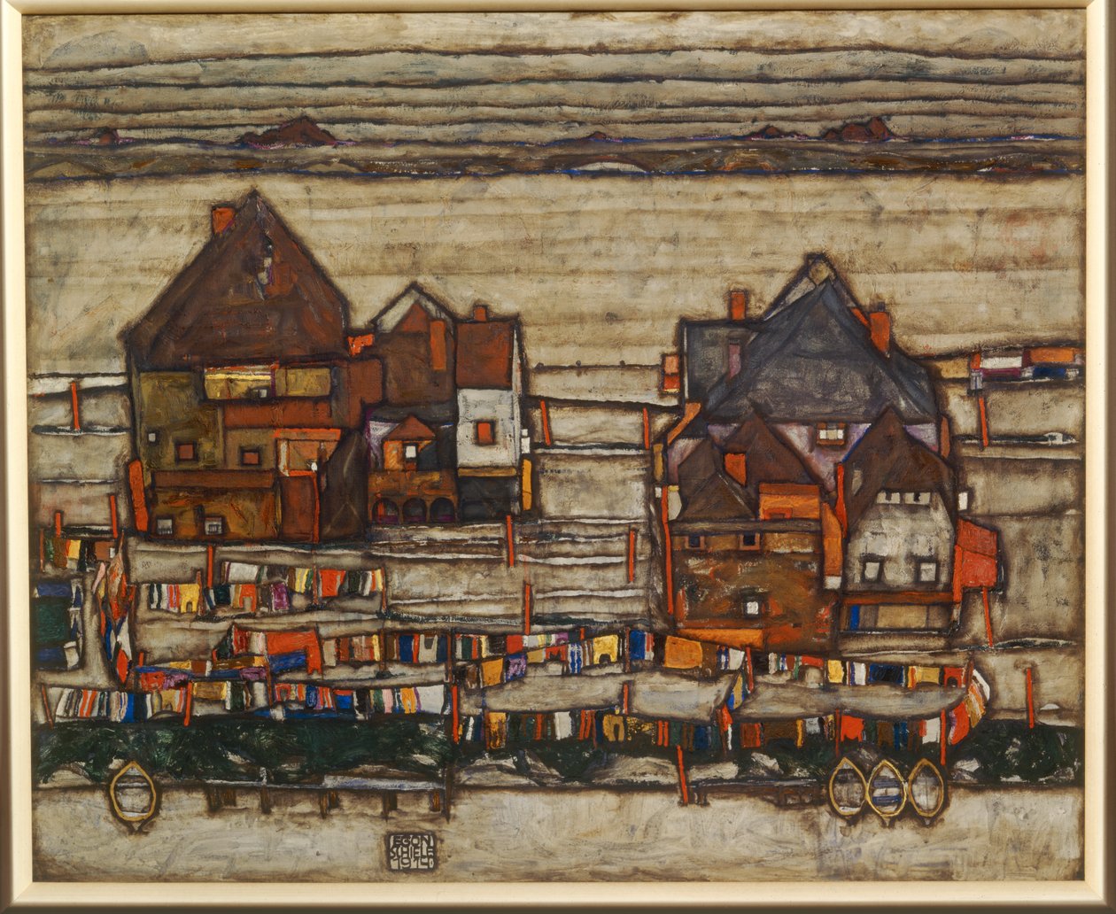 Casas y lavandería colorido, suburbio, también dos bloques de casas con líneas de lavado ... de Egon Schiele