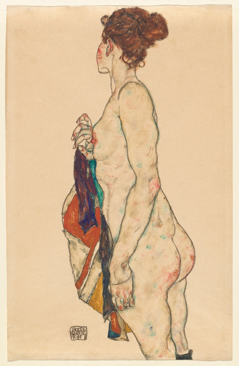 Desnudo de pie con una bata estampada de Egon Schiele