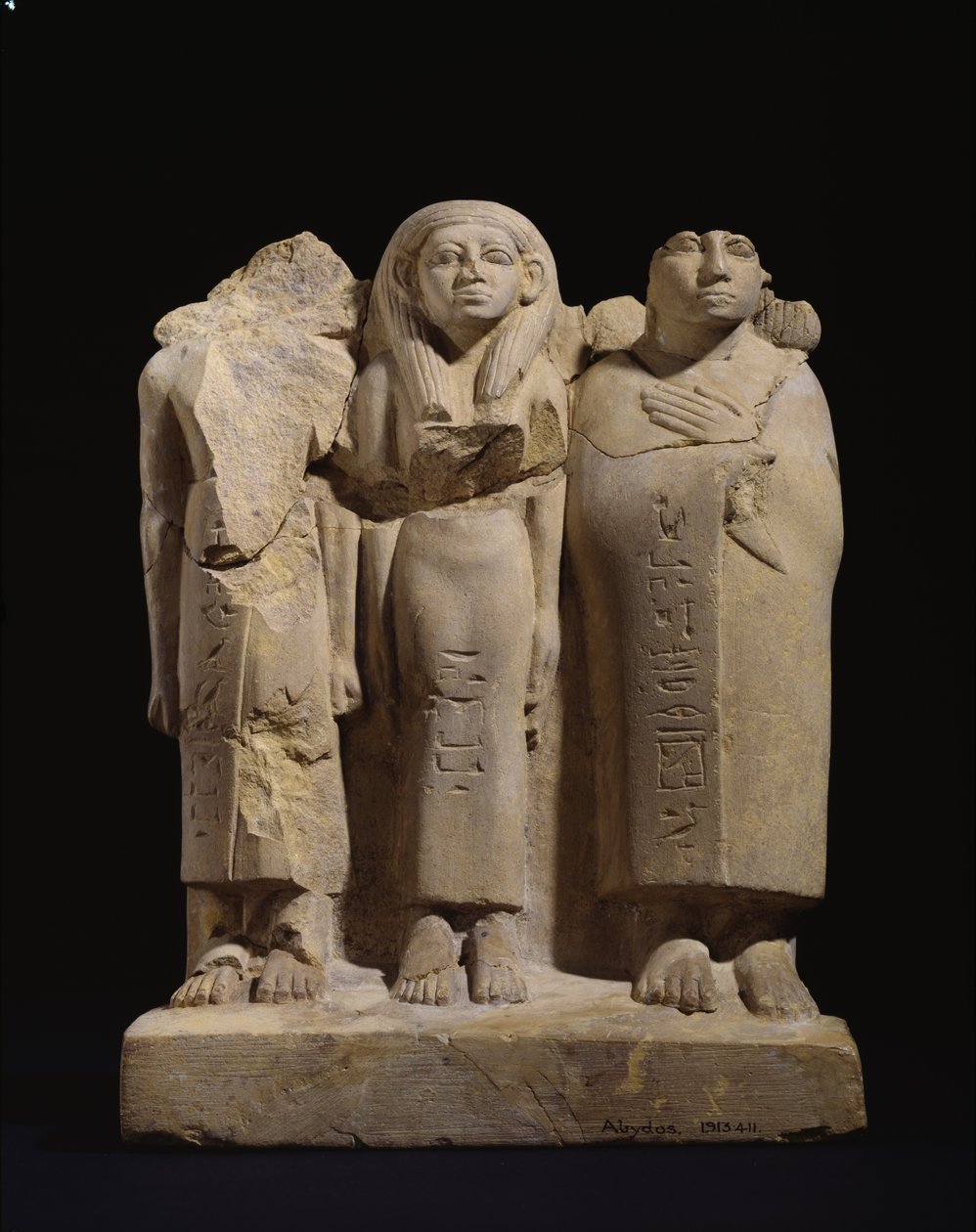Estatuilla de grupo de 3 figuras, finales de la 12ª Dinastía - principios de la 13ª Dinastía, c.1800-1700 a.C. de Egyptian