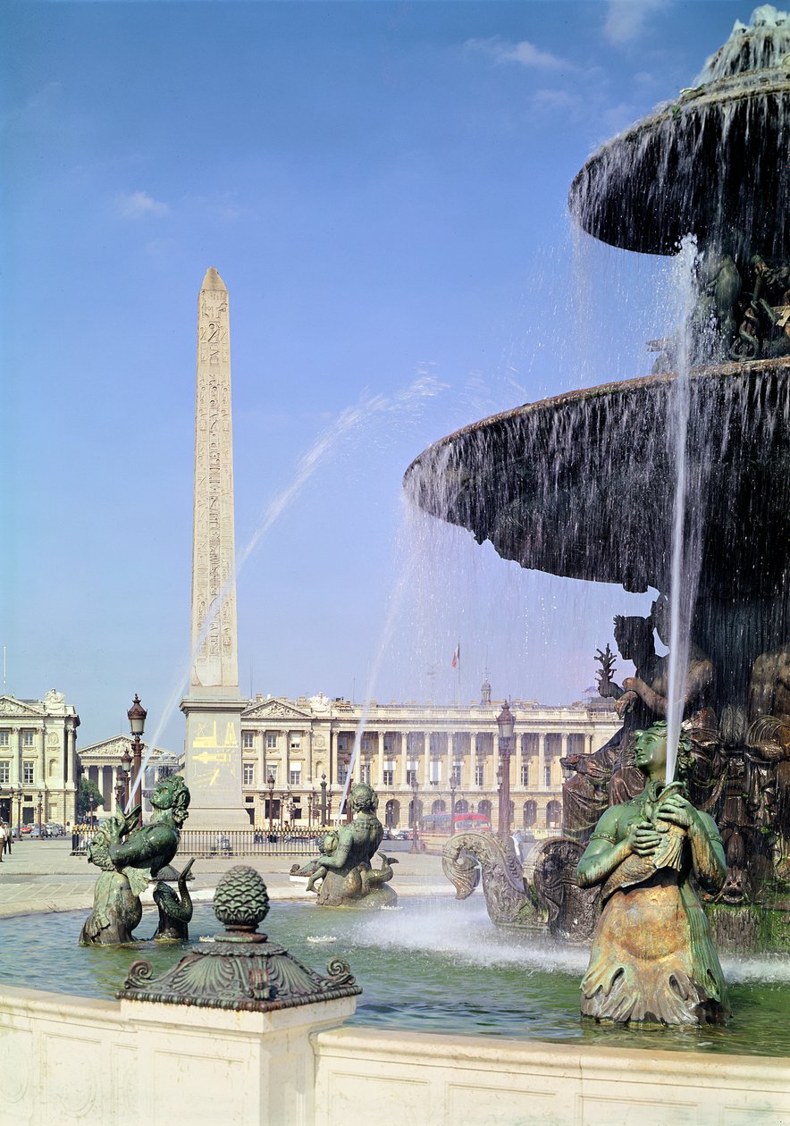 Obelisco, originalmente de Luxor, erigido en 1836 de Egyptian