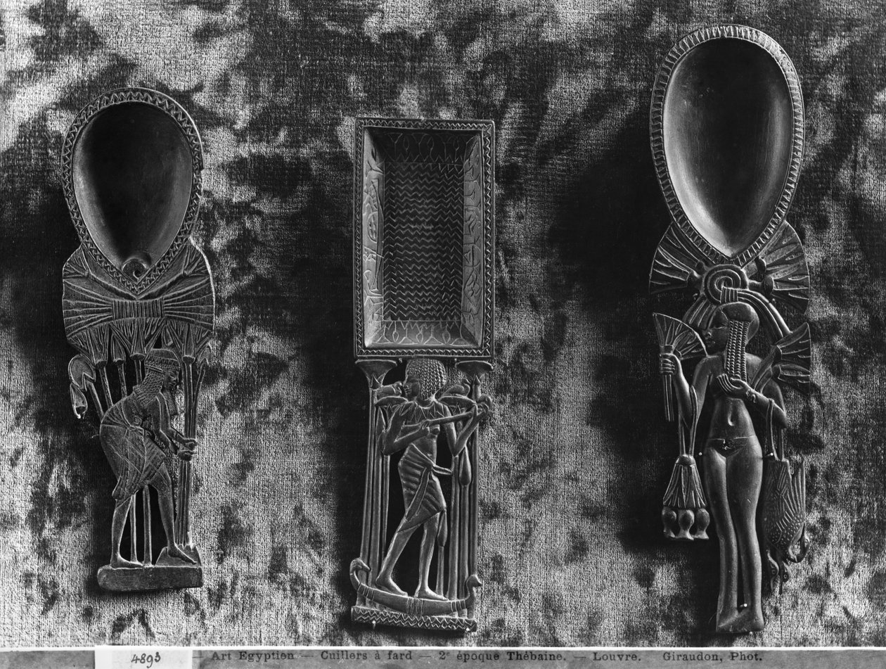 Cucharas para maquillaje, Reino Nuevo de Egyptian 18th Dynasty