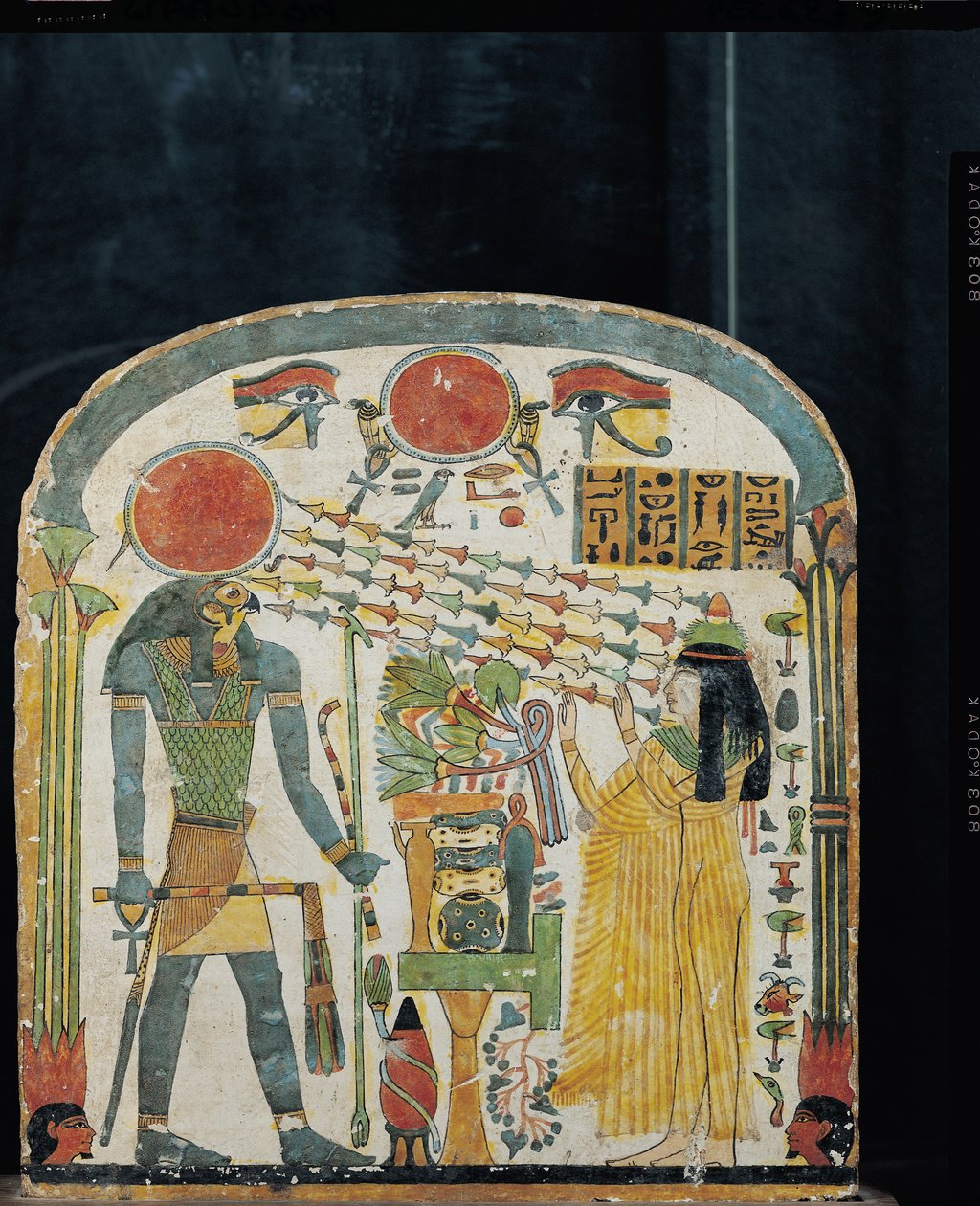 Estela de la dama Taperet ante Re-Horakhty, c.1000 a.C. de Egyptian 22nd Dynasty