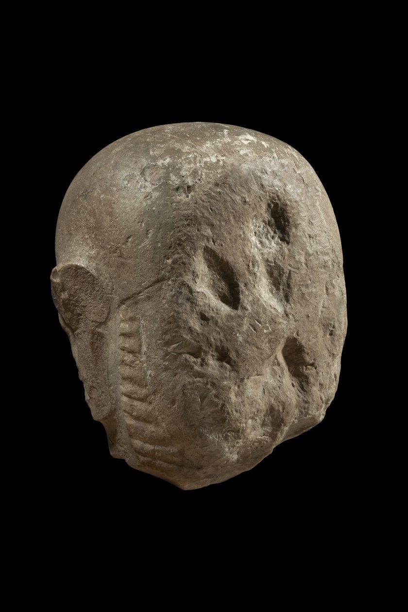 Cabeza de estatua del dios Min (caliza) de Egyptian